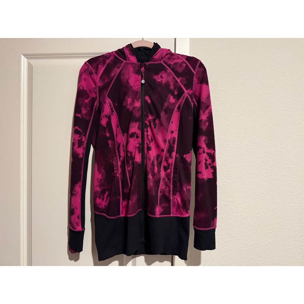 Lululemon Women Daily Practice Jacket Blooming Pixie Raspberry Black Size 8